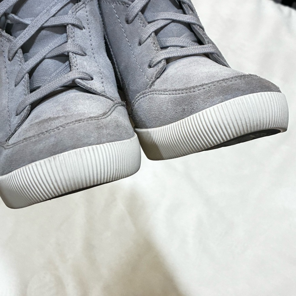 SOREL Out 'N About Wedge Booties Dove Quarry Grey Suede Waterproof Women's 8 - Picture 6 of 10